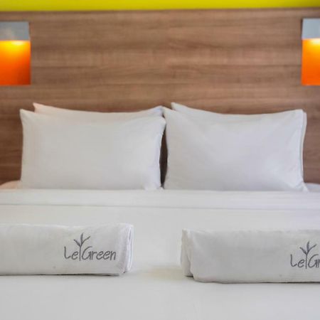 ג'קרטה Legreen Suite Kuningan מראה חיצוני תמונה