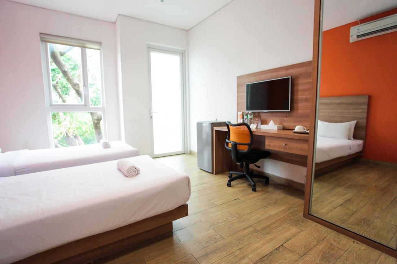 ג'קרטה Legreen Suite Kuningan מראה חיצוני תמונה