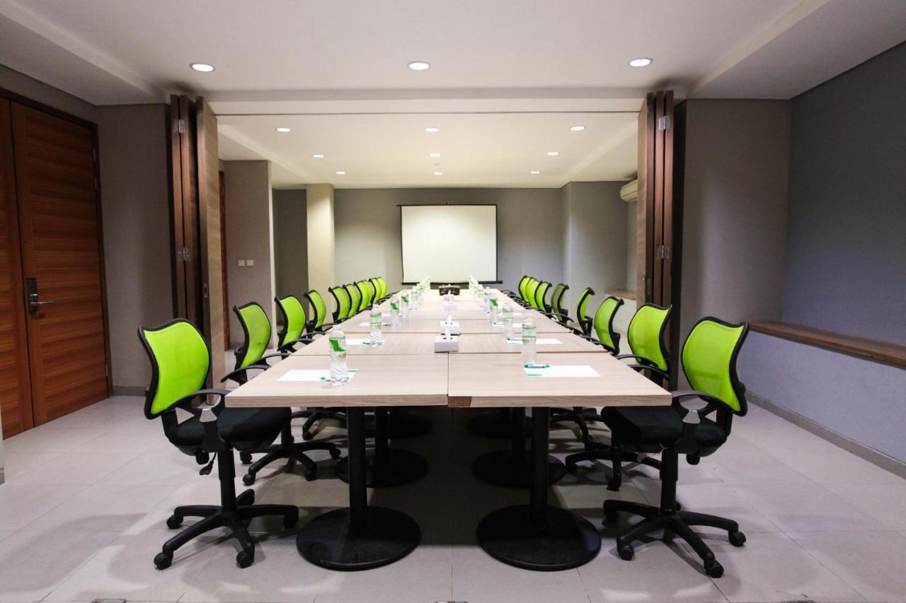 ג'קרטה Legreen Suite Kuningan מראה חיצוני תמונה